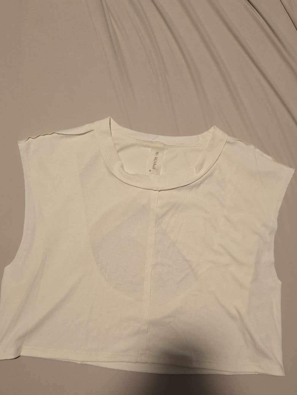 Sleeveless Cropped Tank Top in Cream